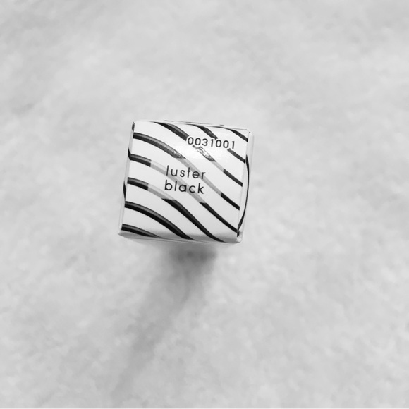 Laura Geller Luster Eyes Waterproof Liquid Eyeliner - Picture 4 of 7